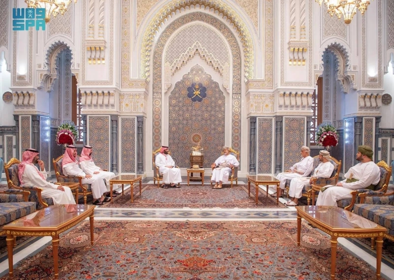 .. ويستعرض العلاقات الأخوية بين البلدين (واس)