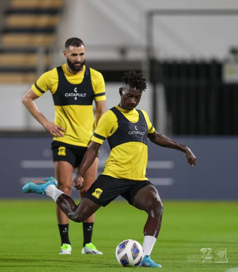 كريم بنزيما في تدريبات الاتحاد