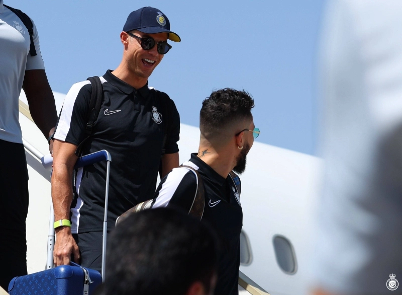 رونالدو يصل مع النصر لطهران