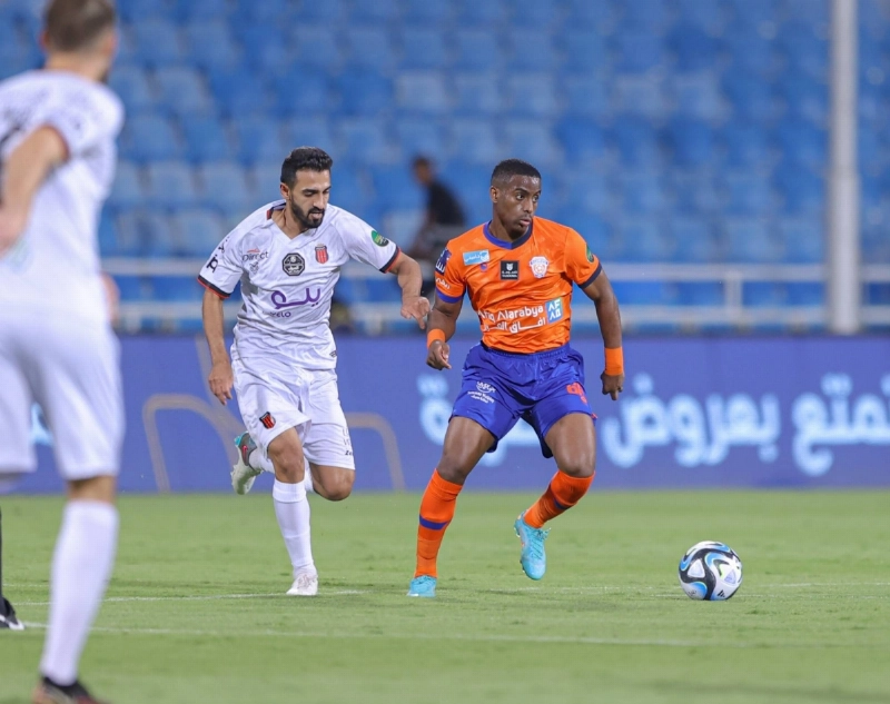 من مباراة الفيحاء والرياض