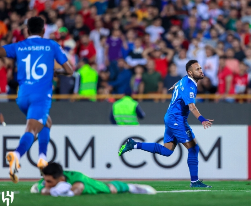 فرحة نيمار بتسجيل هدفه الأول مع الهلال