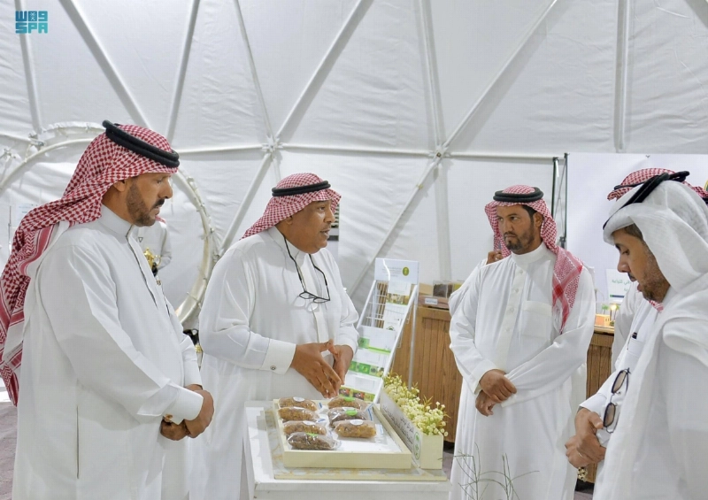 من جناح المركز الوطني بالمهرجان (مكة)