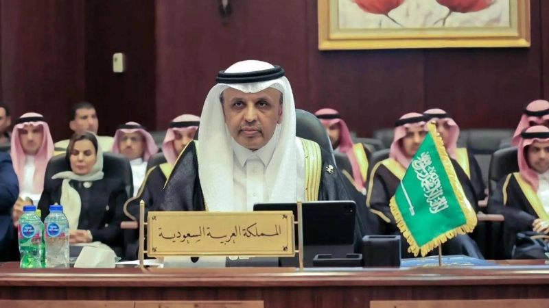 الرميح مترئسا وفد المملكة