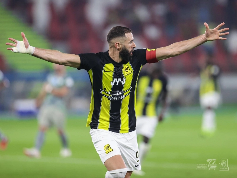 احتفال كريم بنزيما