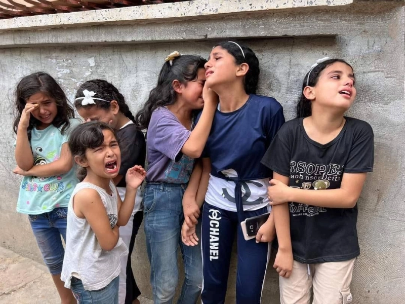 أطفال من غزة فقدوا ذويهم ودمرت منازلهم (مكة)