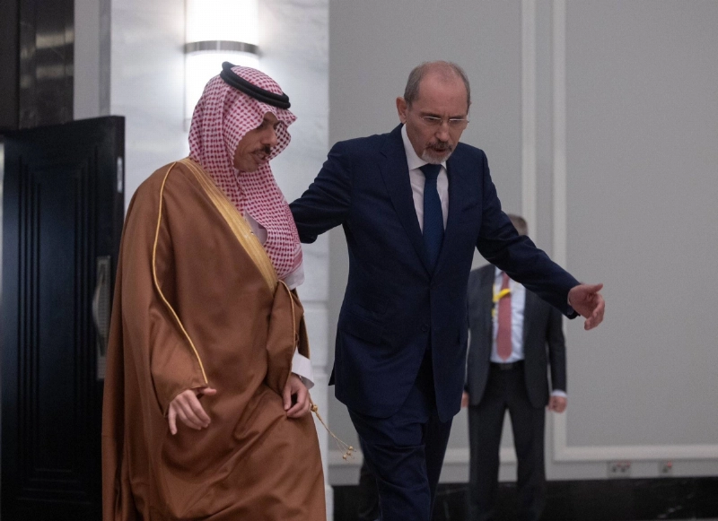 وزير الخارجية السعودي مع نظيره الأردني