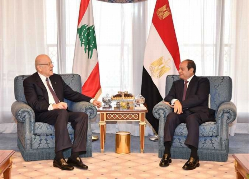 الرئيس المصرى لدى استقبال ميقاتي (مكة)