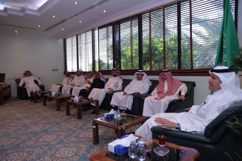 صالح الجاسر خلال لقاء المواطنين (مكة)