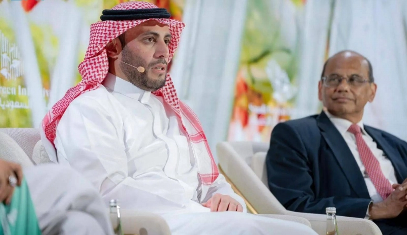 التميمي متحدثا في المنتدى