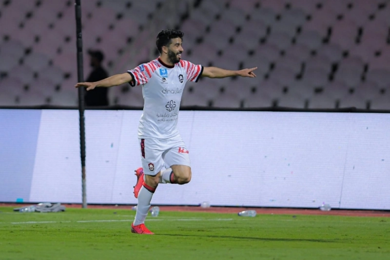 كريم البركاوي يحتفل بهدفه في الاتحاد