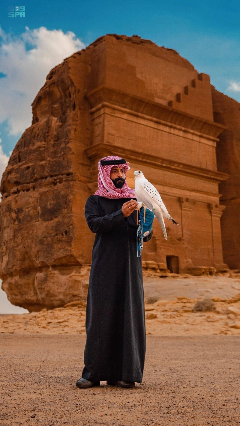 استعراض صقر في مناسبة سابقة (مكة)