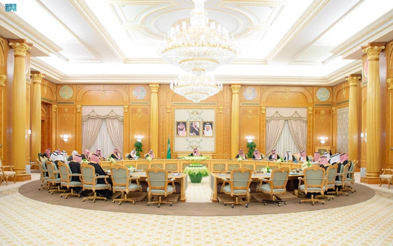 الأمير محمد بن سلمان لدى ترؤسه جلسة مجلس الوزراء أمس (واس)