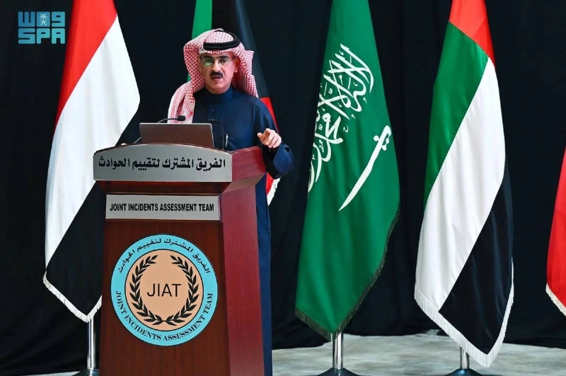 منصور المنصور يفند الادعاءات في مؤتمر صحفي (واس)