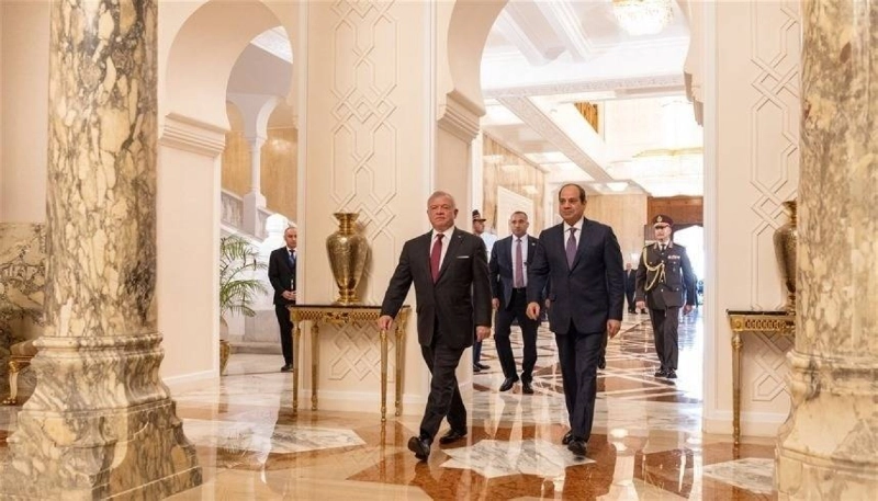 الرئيس السيسي مستقبلا الملك عبدالله الثاني (مكة)