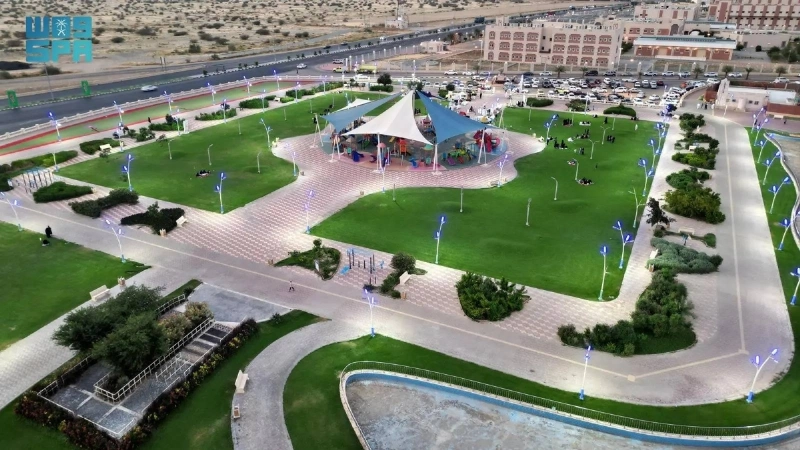 من تجهيزات الحدائق (مكة)