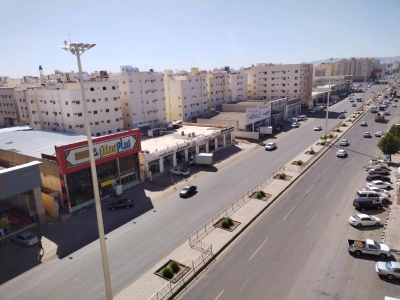 مراكز تجارية على طريق المطار بالمدينة المنورة