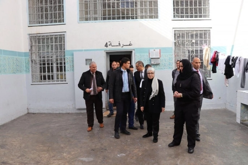 زيارة حقوقية لسجون تونس (مكة)