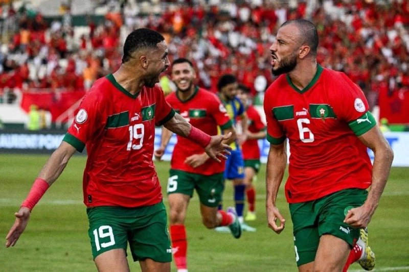 رومان سايس بعد تسجيله الهدف في شباك تنزانيا