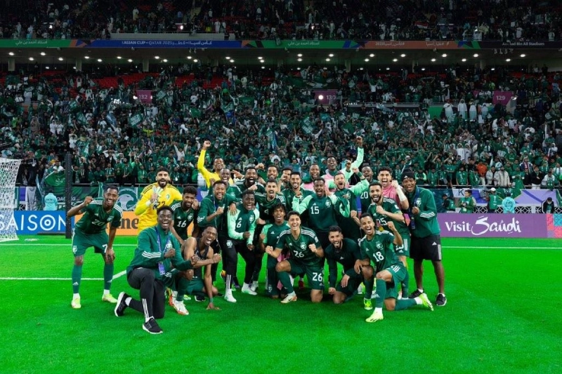فرحة لاعبي الأخضر بالفوز على قرغيزستان