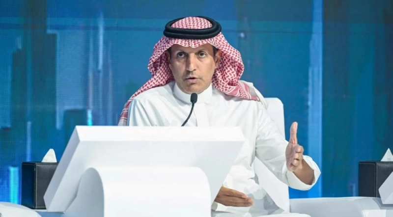 البطي خلال حديثه