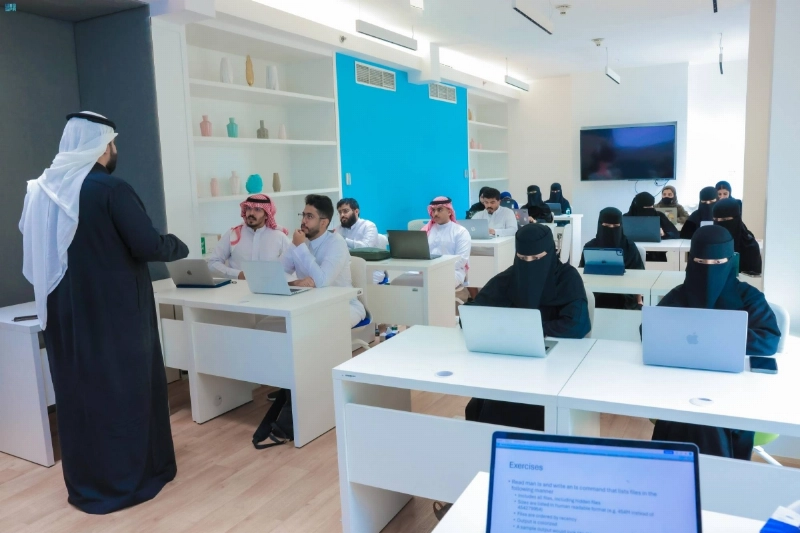 جانب من أعمال برنامج سدايا المستقبل (مكة)