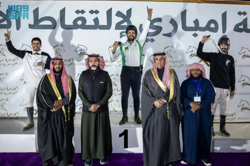 تتويج الفائزين