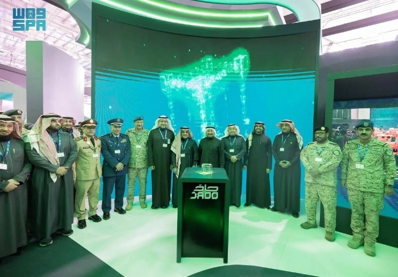 لقطة جماعية عقب تدشين المنصة (مكة)