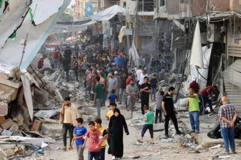 فلسطينيون يغادرون منازلهم قسرا (مكة)