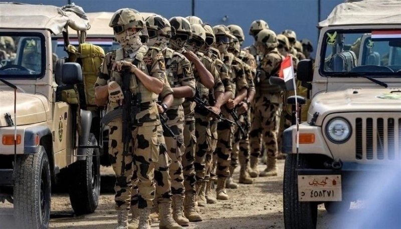 عناصر من الجيش المصري (مكة)