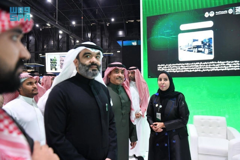 الدوسري والسواحة خلال الزيارة (مكة)
