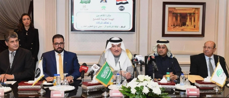 نقلي متحدثا في المناسبة