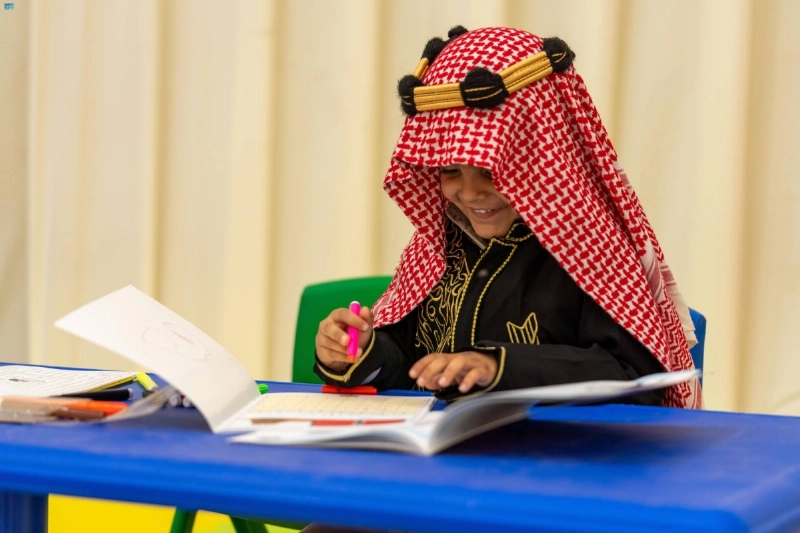 أطفال مشاركون في الفعاليات (مكة)