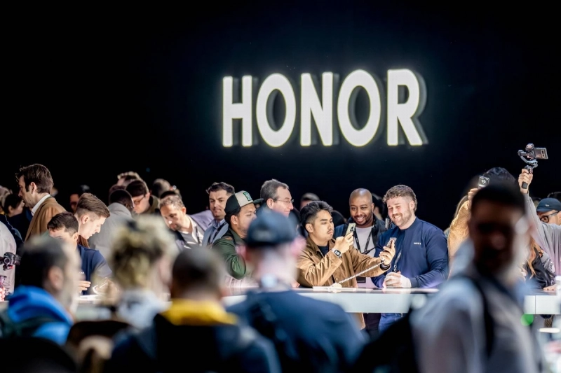HONOR MWC (3)