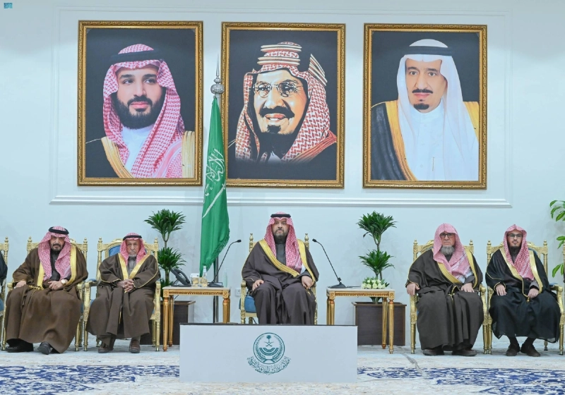 فيصل بن خالد خلال استقباله القضاة (مكة)