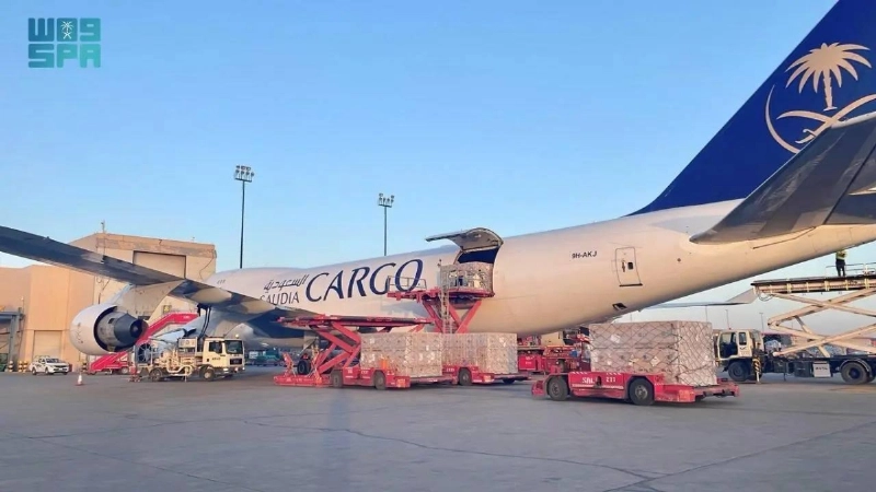 الطائرة السعودية قبل إقلاعها