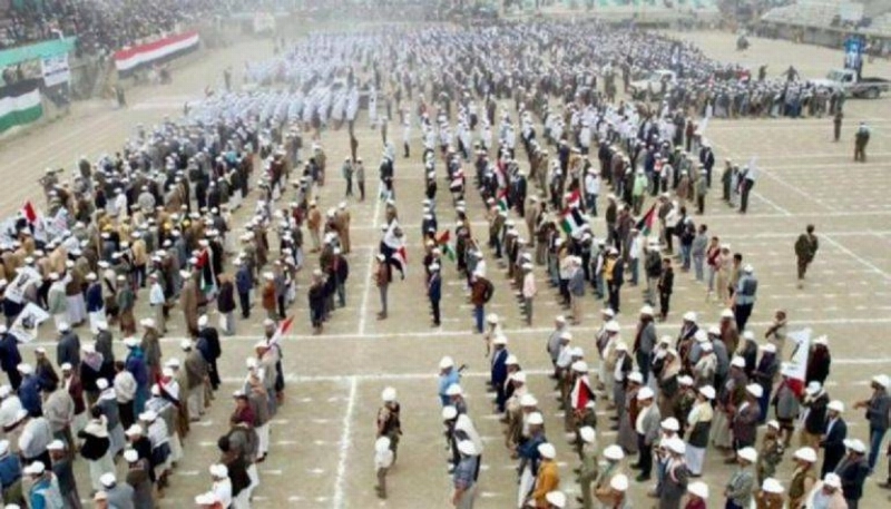 مجندون حوثيون على حدود مأرب (مكة)