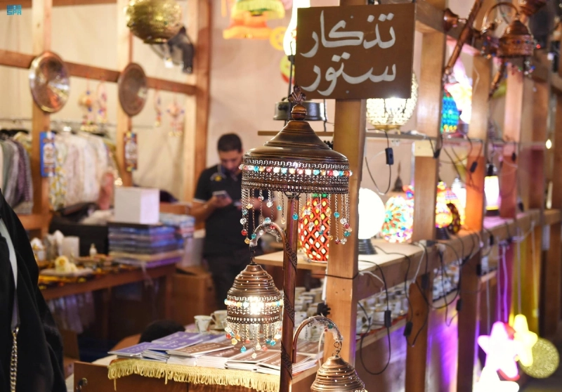 زوار للفعاليات الرمضانية (مكة)
