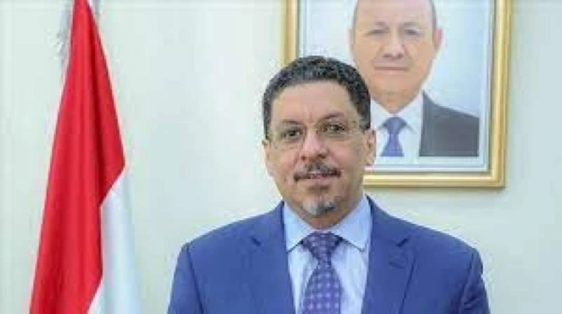 أحمد عوض بن مبارك