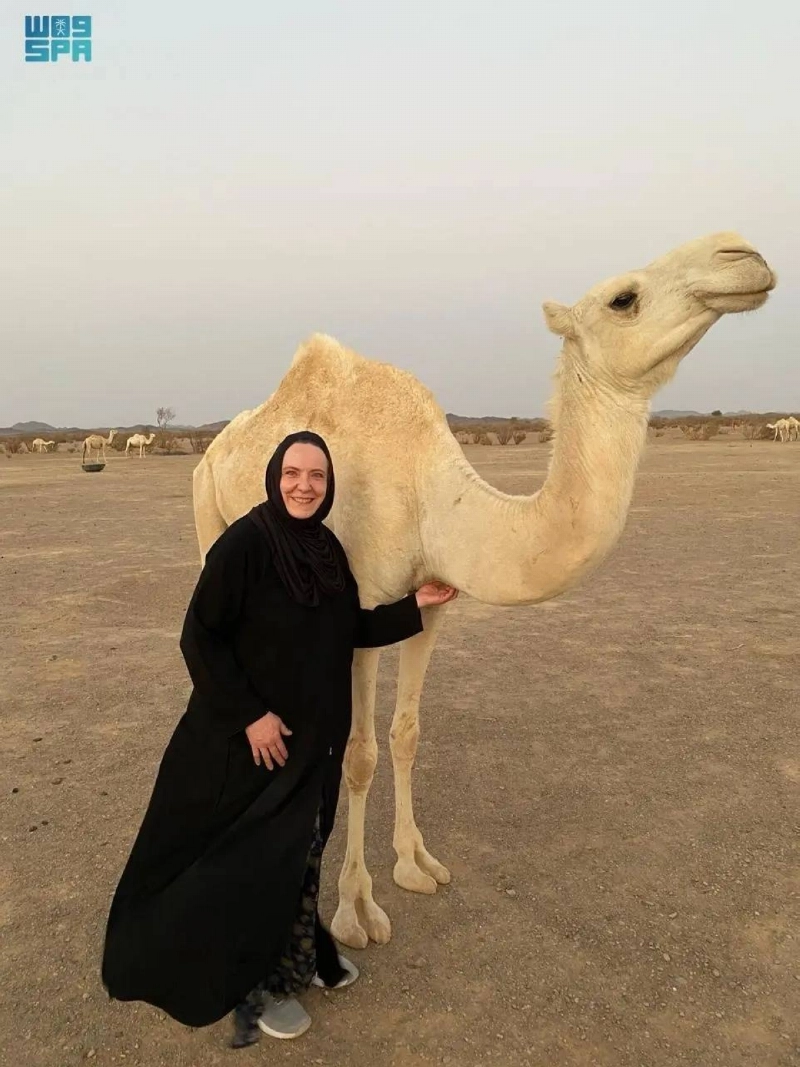 من تجربتها خلال زيارة المملكة