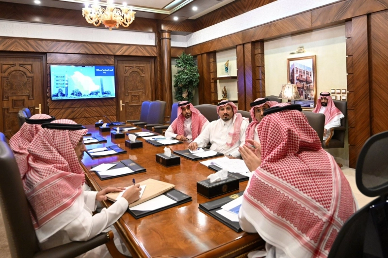 من الاجتماع