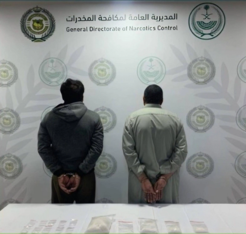 مهربان خلال القبض عليهما في الدمام (مكة)