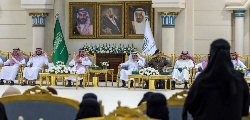 فيصل بن نواف خلال لقاء منظومة النقل (مكة)