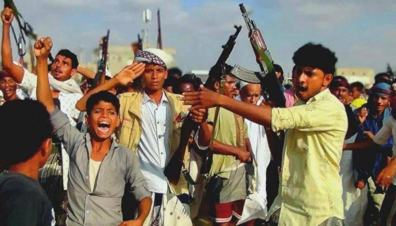 أطفال في صفوف ميليشيات الحوثي (مكة)