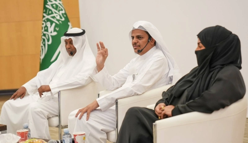 المتحدثون في اللقاء