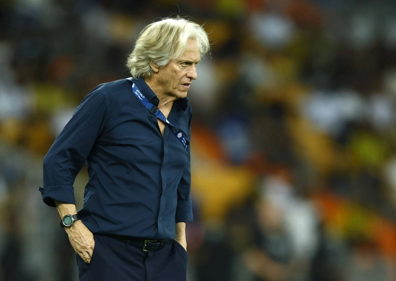 جيسوس مع الهلال