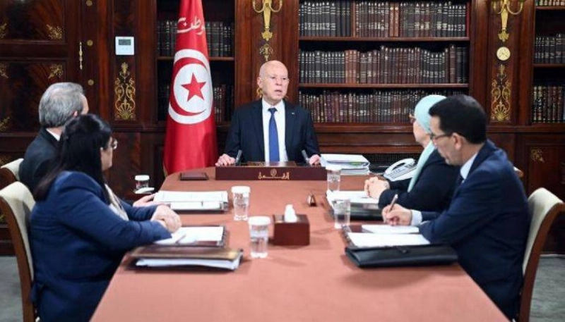جانب من اجتماع الرئيس التونسي (مكة)