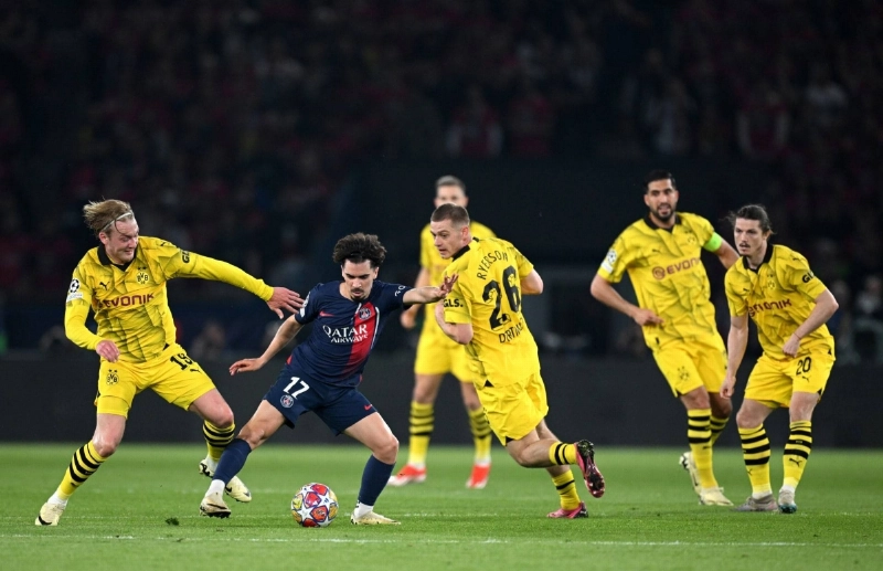 دورتموند صعد للنهائي بعد فوزه على سان جيرمان