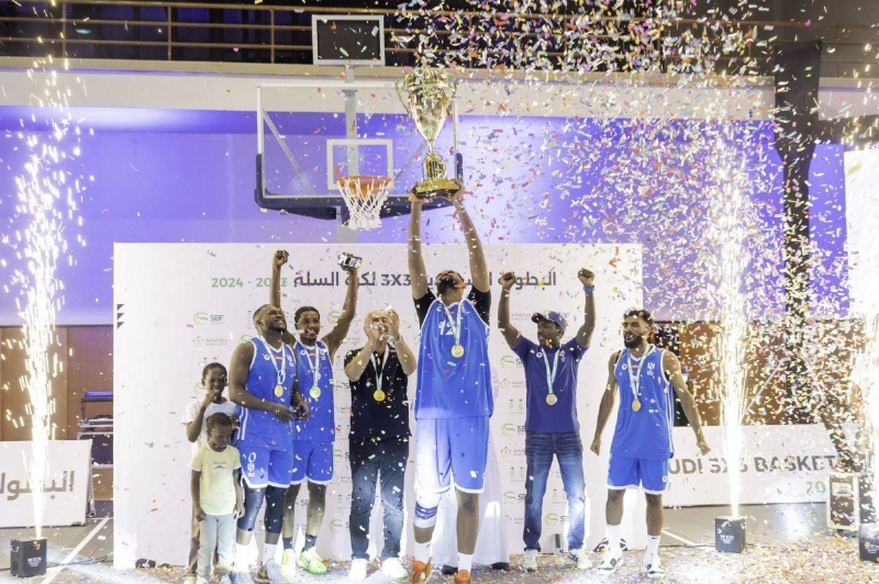 جانب من تتويج الهلال