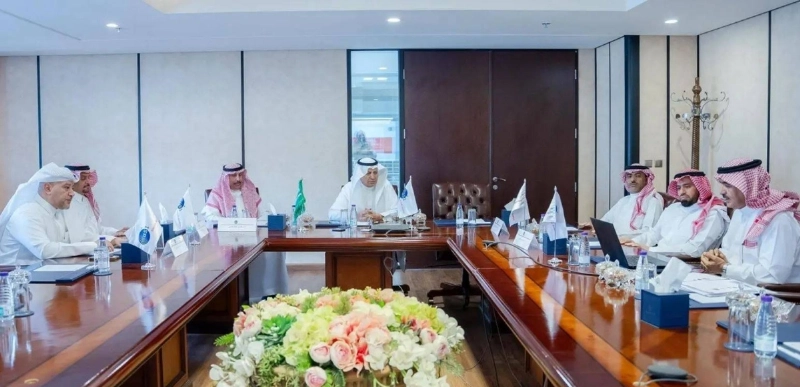 من الاجتماع