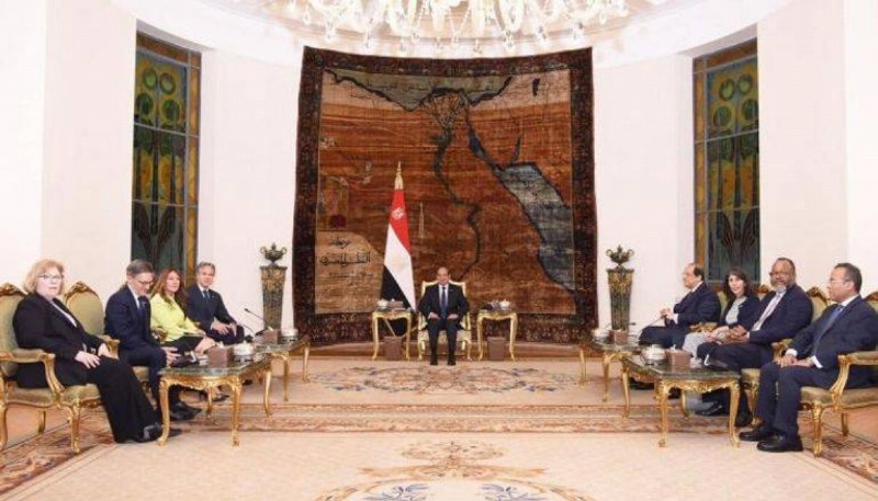لقاء الرئيس المصري مع بلينكين والوفد الأمريكي (مكة)